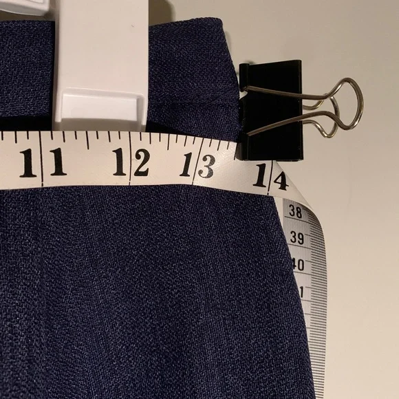 LARRY LEVINE PETITE BLUE TEXTURED SUIT - Picture 14 of 16